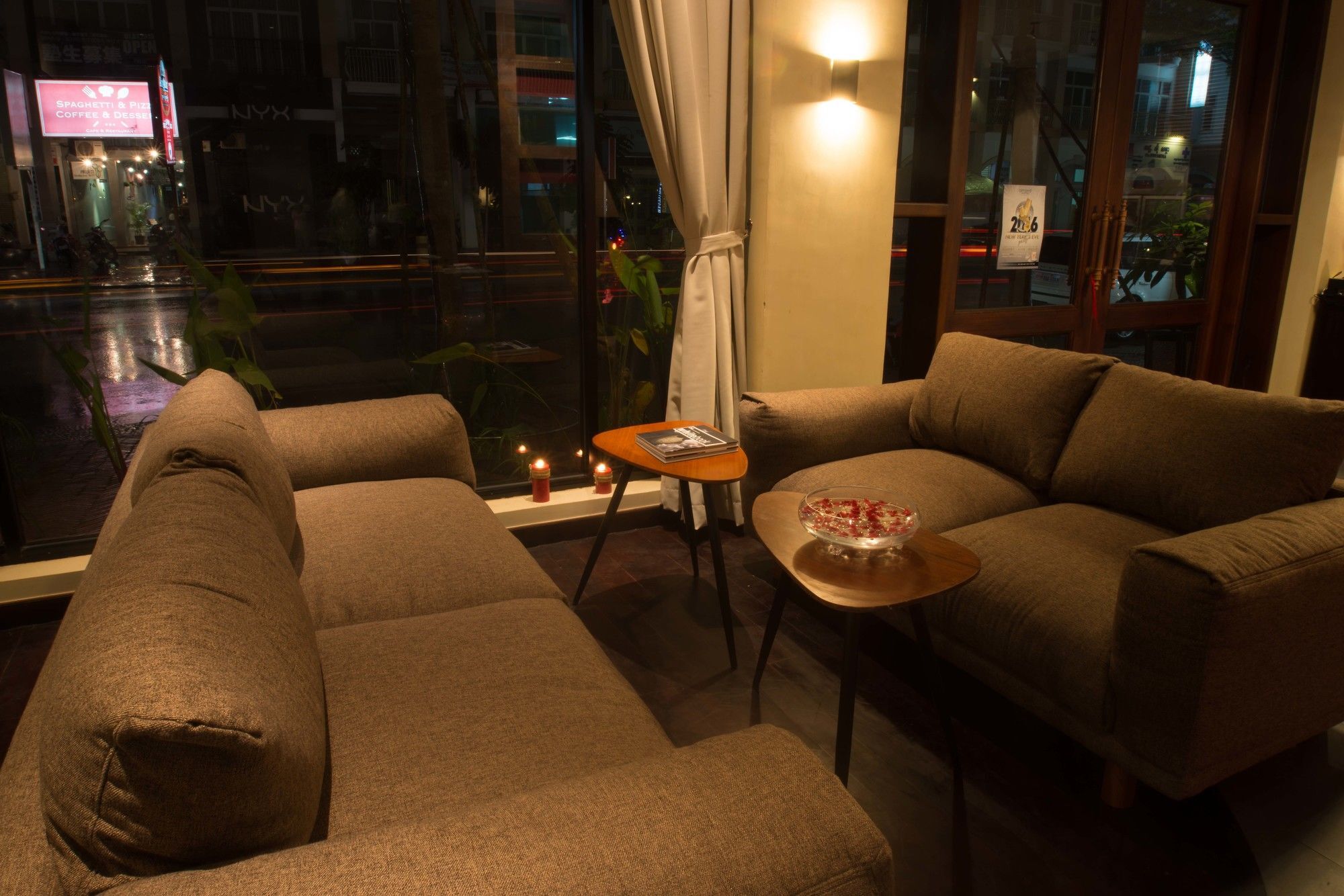 Almond Hotel Bassac River Phnom Penh Luaran gambar