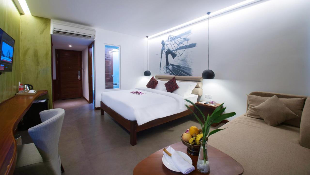 Almond Hotel Bassac River Phnom Penh Luaran gambar